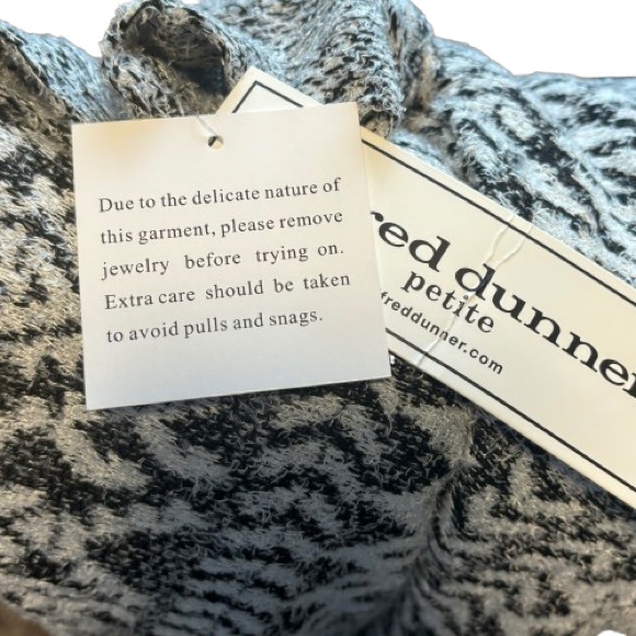 NWT Alfred Dunner Petite Walk On The Wild Side Cowl Neck Sweater Gray Size PXL - Picture 6 of 7